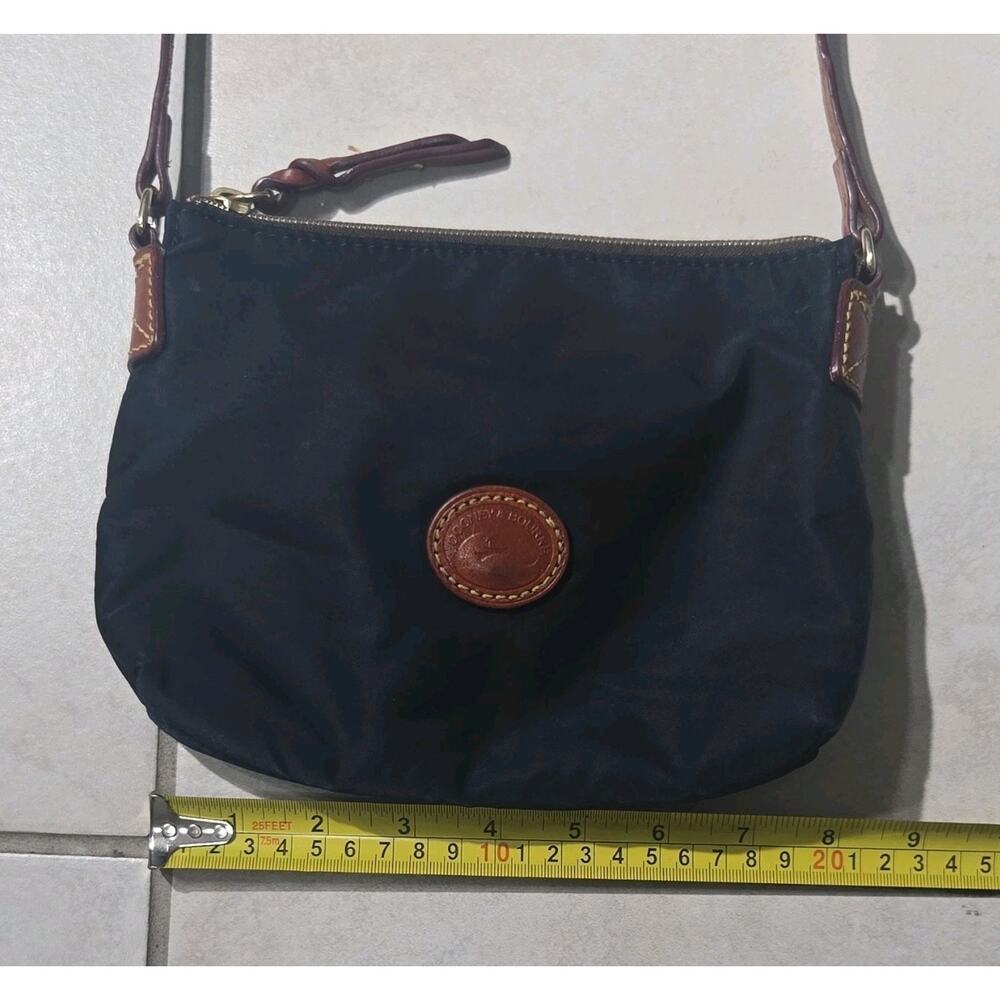 Dooney & Bourke Navy Crossbody Bag with Zip Closure Adjustable Strap Gold - Picture 7 of 12